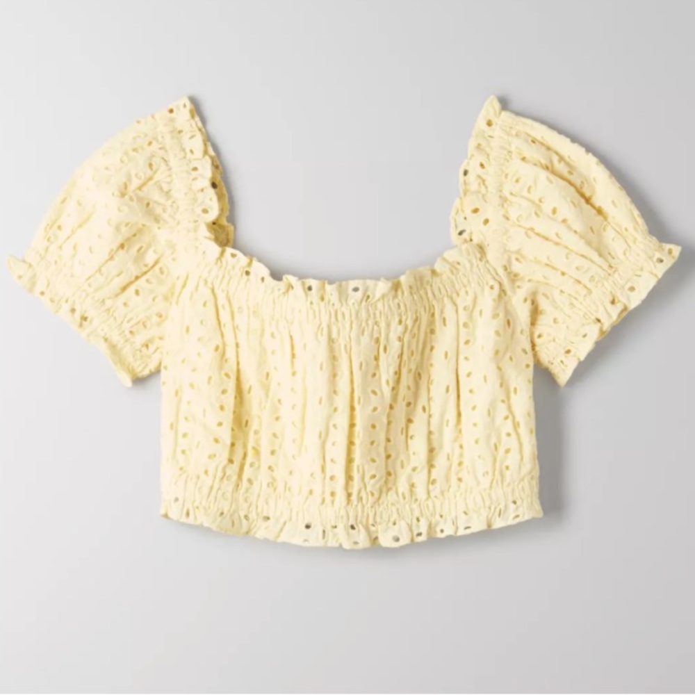 ARITZIA SUNDAY BEST Cropped Eyelet Top